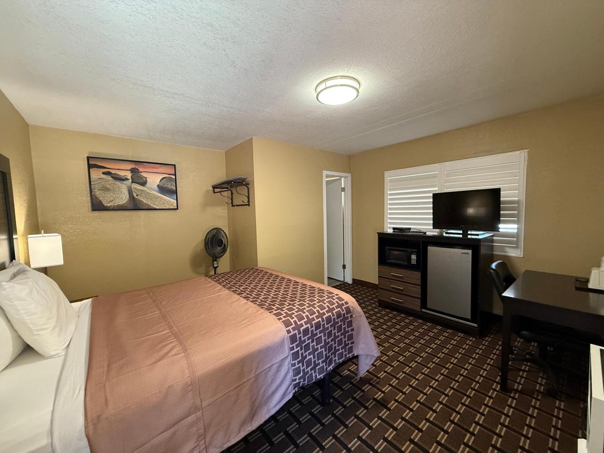 Pinewood Inn South Lake Tahoe Eksteriør billede